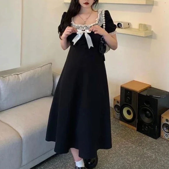 BSEVENI Puff Short Sleeve Lace Trim Midi A-Line Dress Size S/M - Picture 1 of 3